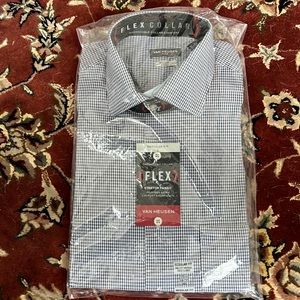 Brand New Van Heusen Flex Men’s Dress Shirt (L)